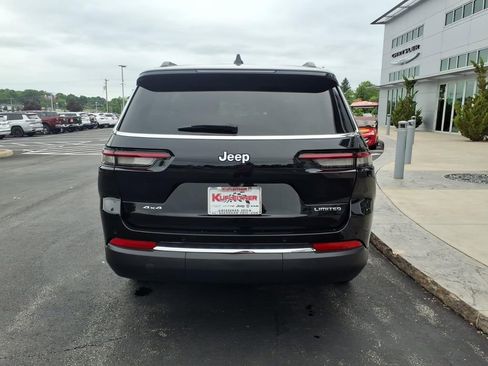 Used 2023 Jeep Grand Cherokee L Limited AWD/4WD image 7