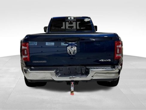 Used 2024 RAM 3500 Big Horn w/ Level 2 Equipment Group AWD/4WD image 41