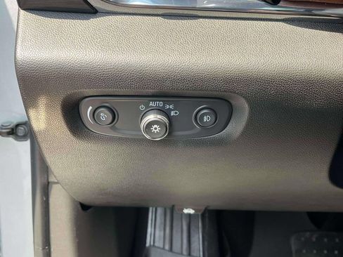 Certified 2018 Chevrolet Traverse High Country AWD/4WD image 31