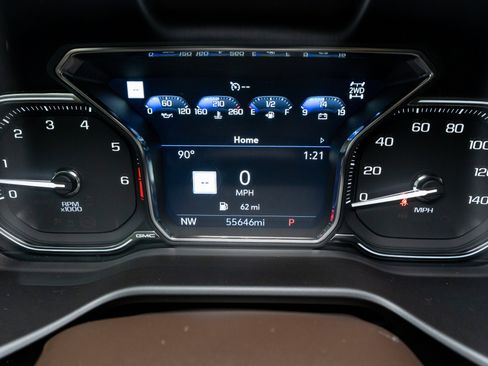 Used 2021 GMC Yukon Denali AWD/4WD image 28