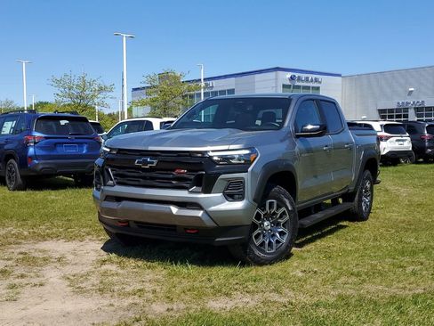 Used 2024 Chevrolet Colorado Z71 w/ Z71 Convenience Package 2 AWD/4WD image 29
