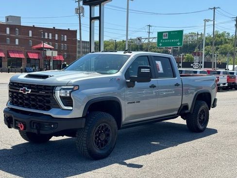Used 2025 Chevrolet Silverado 2500 ZR2 w/ ZR2 Bison Edition AWD/4WD image 1
