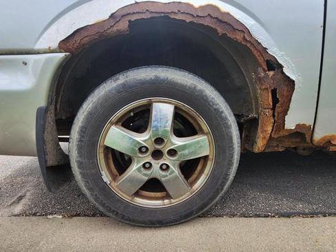 Used 2004 Dodge Grand Caravan SXT w/ Trailer Tow Prep Group FWD image 17