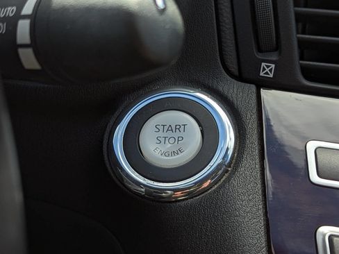 Used 2013 INFINITI M56 x w/ Sport Pkg image 24