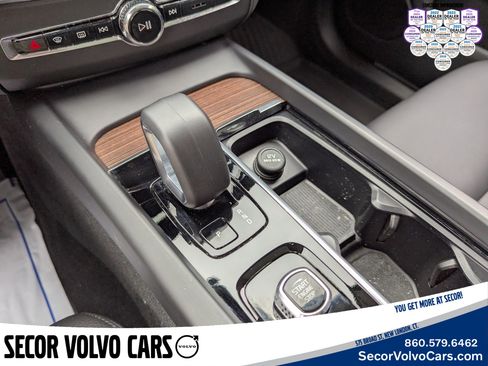 Certified 2023 Volvo XC60 B5 Plus w/ Climate Package image 17