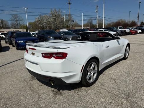 Used 2023 Chevrolet Camaro LT image 5