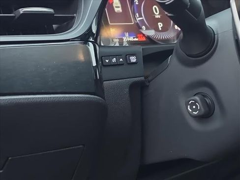 Used 2022 Lexus ES 250 w/ Premium Package image 16