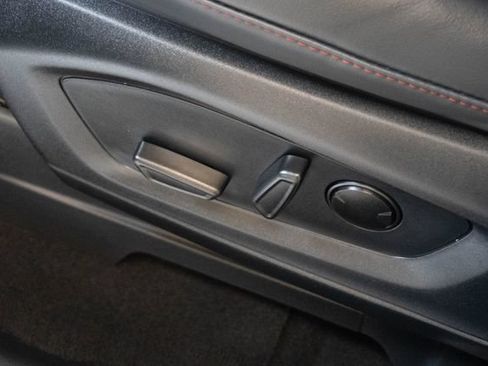 Used 2025 Ford Explorer ST-Line AWD/4WD image 19