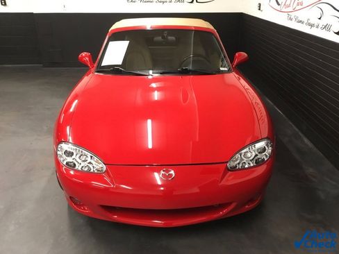 Used 2002 MAZDA MX-5 Miata LS image 15