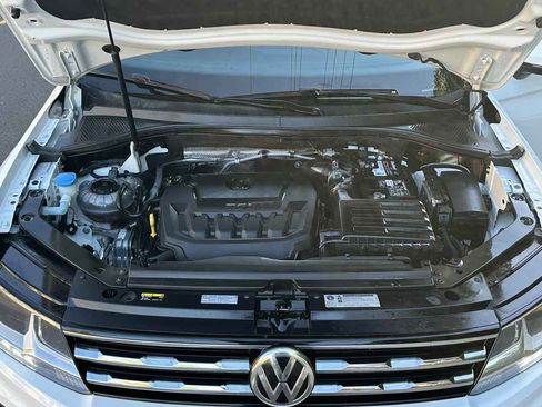 Used 2018 Volkswagen Tiguan S image 59