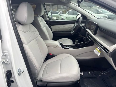 Used 2025 Hyundai Tucson SEL FWD image 31