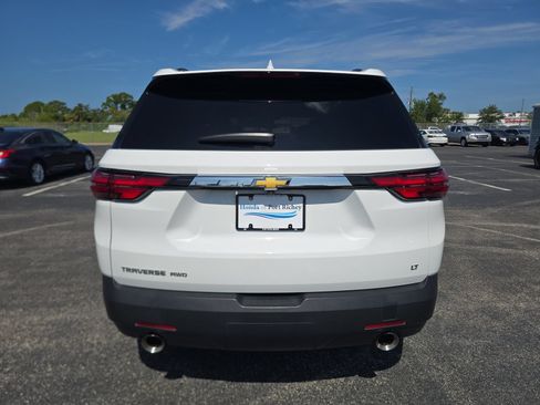 Used 2023 Chevrolet Traverse LT AWD/4WD image 5