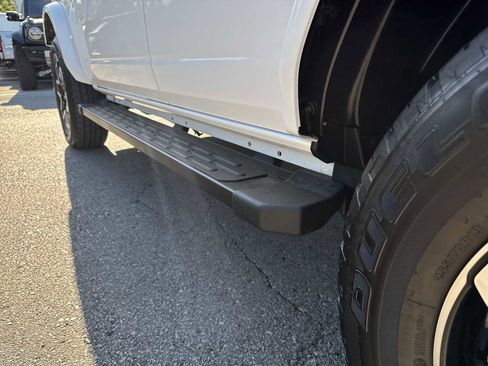 Used 2022 Ford Bronco Outer Banks image 19