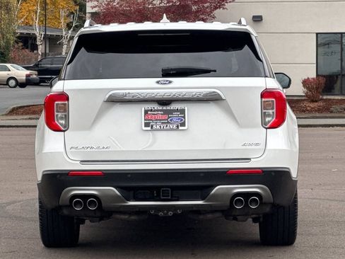 Certified 2023 Ford Explorer Platinum w/ Technology Package image 4