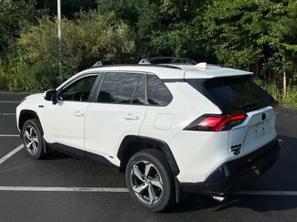 Used 2023 Toyota RAV4 SE w/ Weather & Moonroof Package AWD/4WD video 3