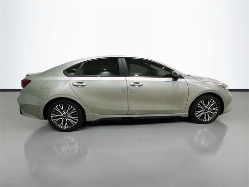 Used 2023 Kia Forte GT-Line w/ GT-Line Technology Package image 8