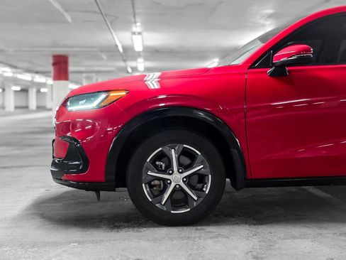 Used 2025 Honda HR-V EX-L image 13