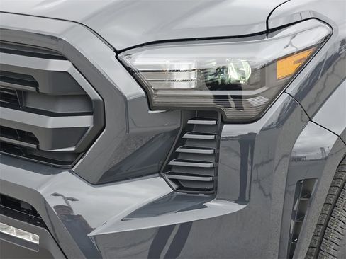 New 2025 Toyota Tacoma SR5 w/ Blackout Package (GST) image 5