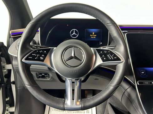 Used 2023 Mercedes-Benz EQE 500 4MATIC Sedan image 25