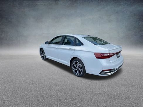 New 2025 Volkswagen Jetta SEL image 16