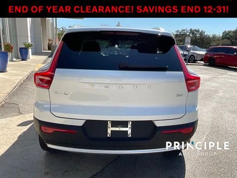 Certified 2023 Volvo XC40 B4 Core w/ Protection Package Premier image 7