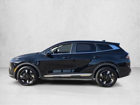 Used 2026 Kia Sportage LX FWD image 9