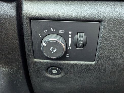 Used 2017 Jeep Grand Cherokee Trailhawk image 17