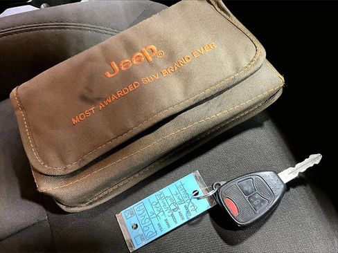 Used 2016 Jeep Wrangler Sport w/ Quick Order Package 24S image 30