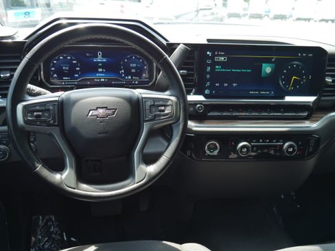 Certified 2023 Chevrolet Silverado 1500 RST AWD/4WD image 16