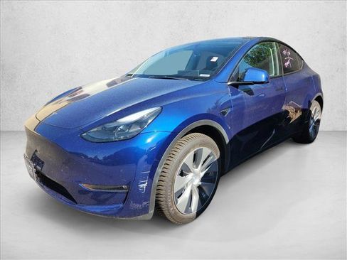 Used 2023 Tesla Model Y Long Range AWD/4WD image 9