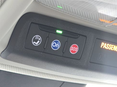 Used 2024 Buick Encore GX Sport Touring image 11