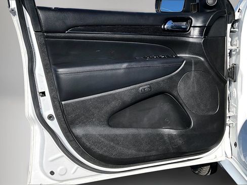 Used 2019 Jeep Grand Cherokee High Altitude image 20