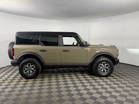 Used 2025 Ford Bronco Badlands AWD/4WD image 5