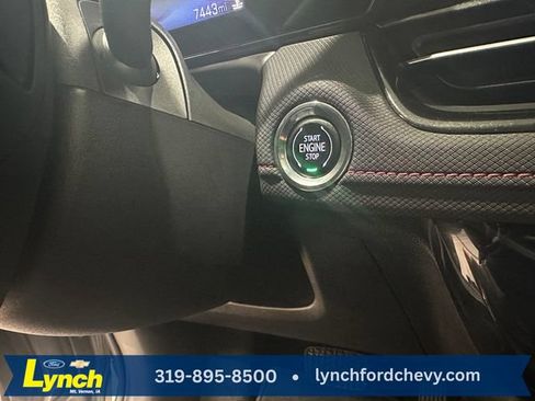 Used 2025 Chevrolet TrailBlazer RS w/ Convenience Package AWD/4WD image 15