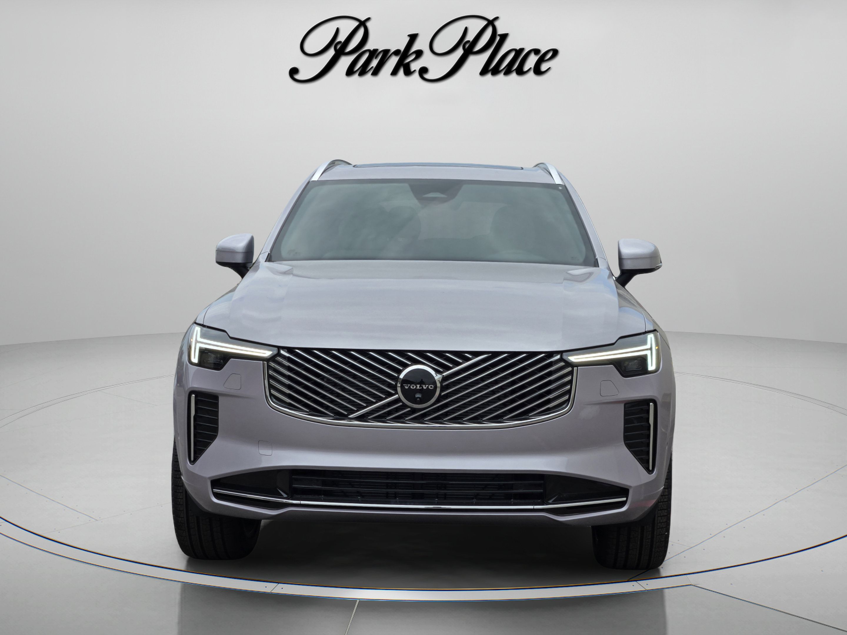 Used 2026 Volvo XC90 B6 Plus w/ Protection Package Premier AWD/4WD image 9