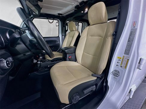 Used 2020 Jeep Gladiator Sport w/ Quick Order Package 24S image 22