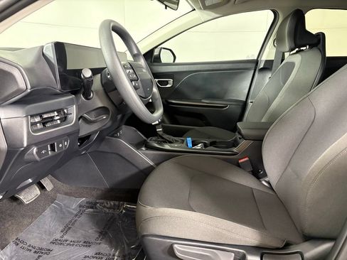New 2026 Kia K4 FWD image 21