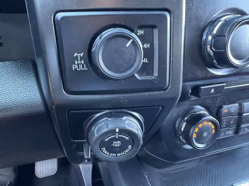 Used 2016 Ford F150 XLT w/ Equipment Group 302A Luxury AWD/4WD image 32