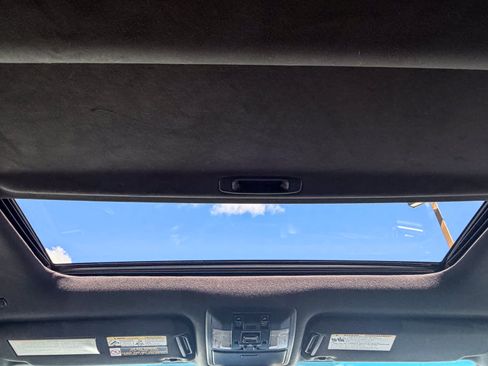 Used 2023 Lexus GX 460 Luxury w/ Sport Design Package image 15