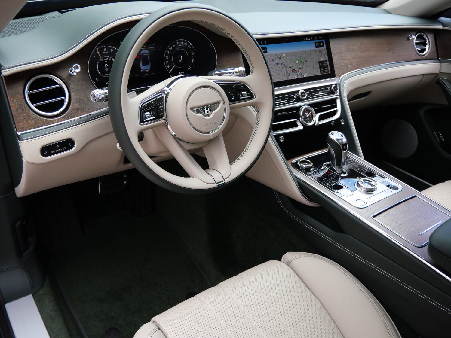 New 2026 Bentley Flying Spur V8 AWD/4WD image 12
