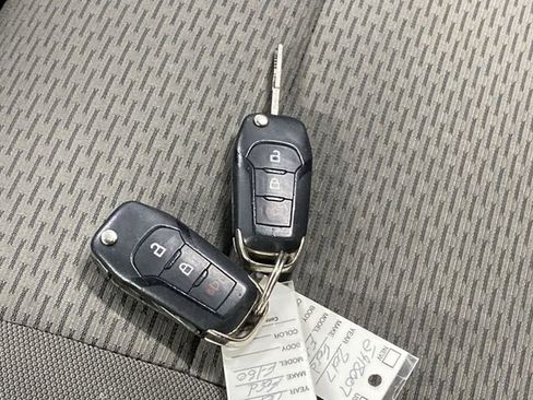 Used 2017 Ford F150 XLT w/ Trailer Tow Package image 27