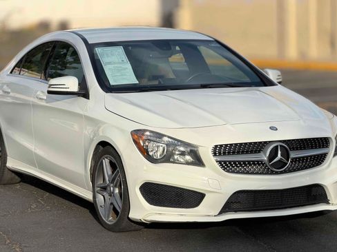Used 2014 Mercedes-Benz CLA 250 image 4