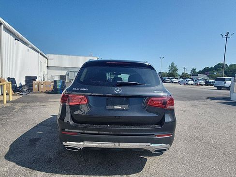 Used 2020 Mercedes-Benz GLC 300 4MATIC image 4