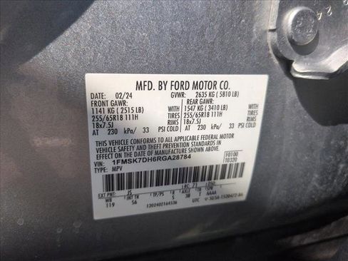 Used 2024 Ford Explorer XLT w/ Equipment Group 202A RWD image 26