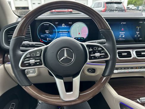 Used 2022 Mercedes-Benz GLS 450 4MATIC image 24