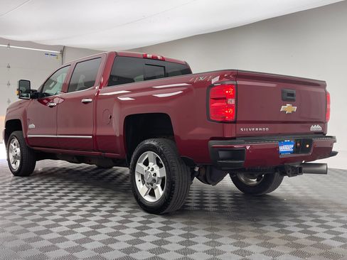 Used 2019 Chevrolet Silverado 2500 High Country w/ Duramax Plus Package AWD/4WD image 11