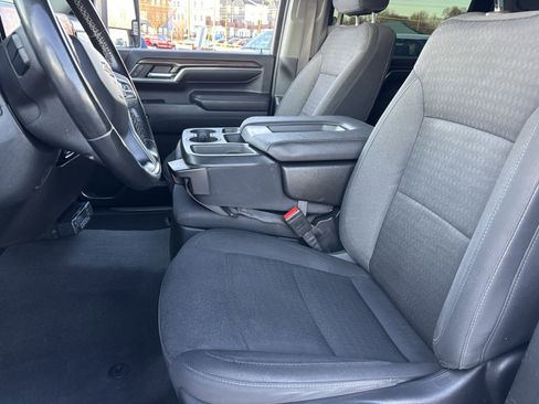 Used 2024 Chevrolet Silverado 2500 LT image 18