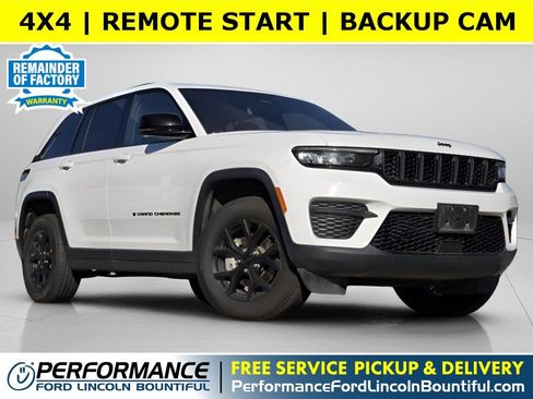 Used 2024 Jeep Grand Cherokee Altitude image 1