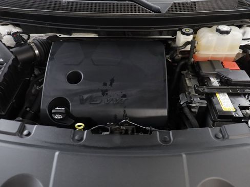 Used 2021 Chevrolet Traverse Premier w/ Redline Edition image 25