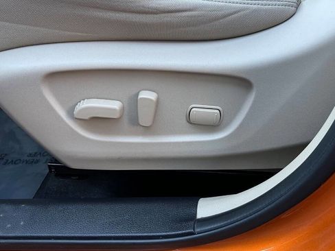 Used 2017 Nissan Rogue SV image 19